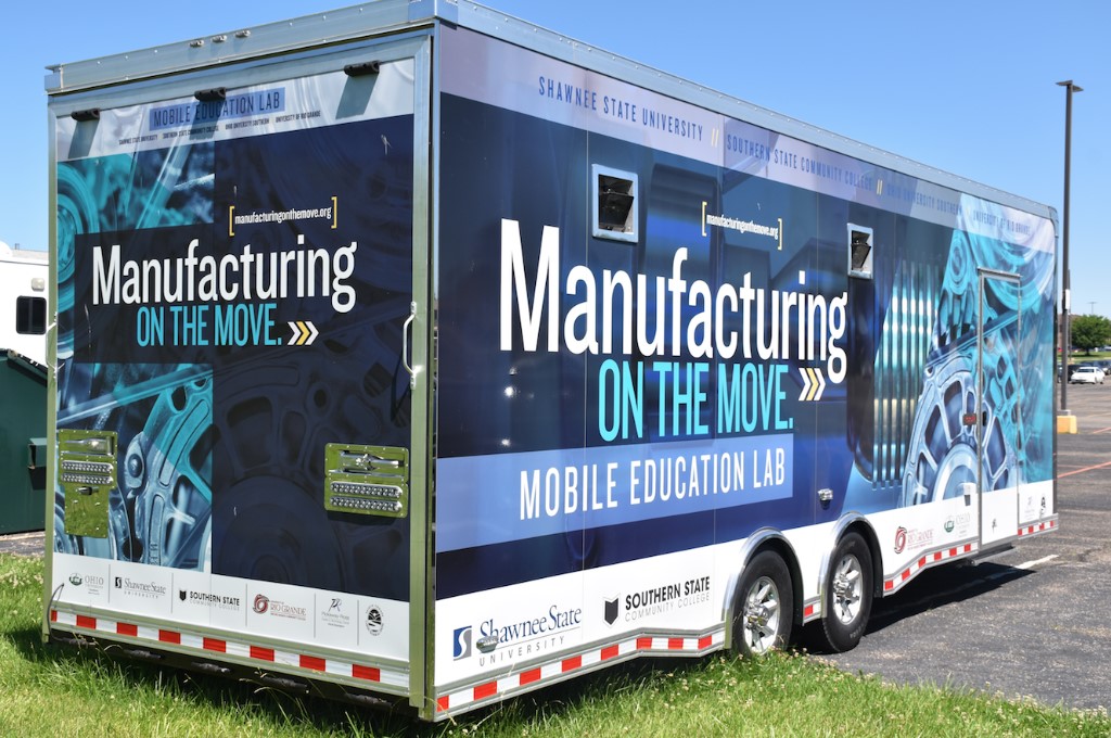Mobile education lab